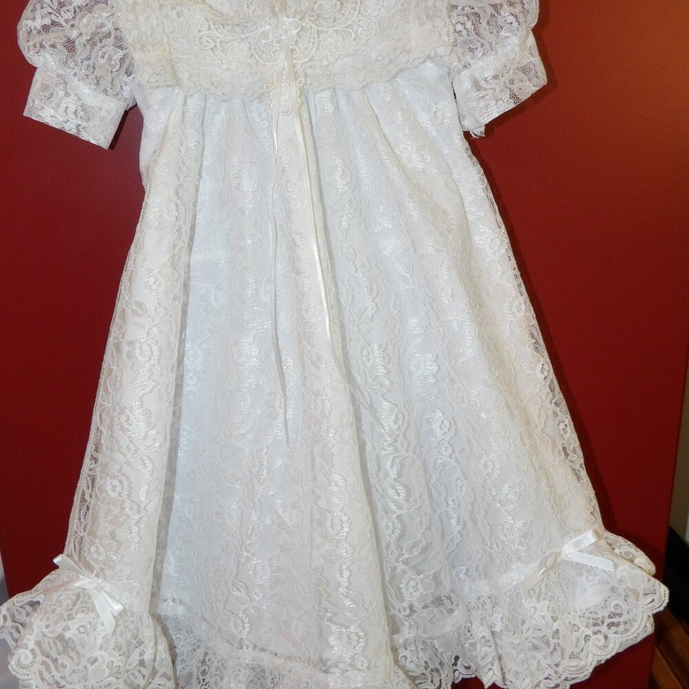Infant Girl's White Lace Dress with Ruffle - Picture 3 of 6